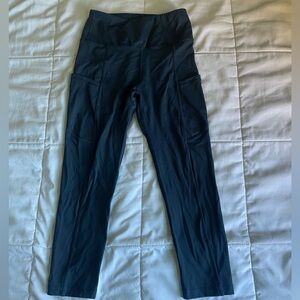 navy blue workout leggings